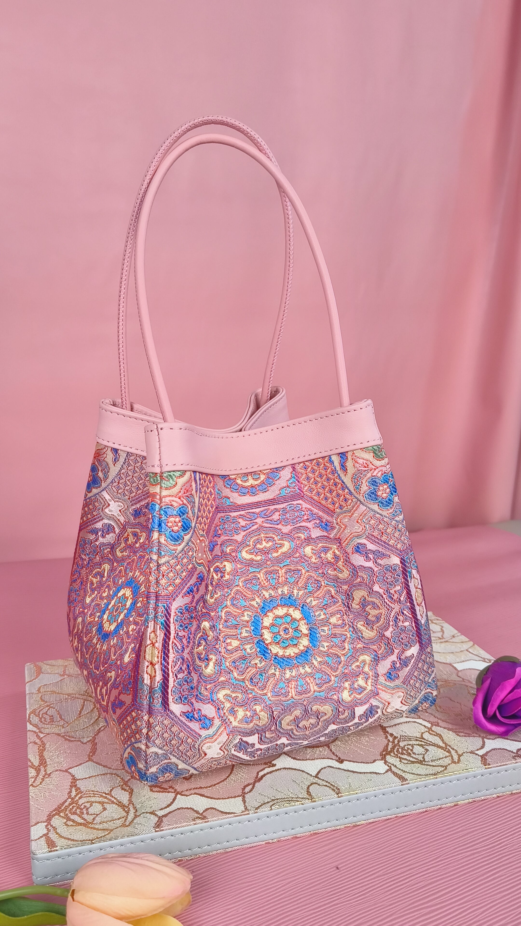  Sinodreams Luxus Brokat‑Handtasche für die Traumhochzeit – elegantes Braut‑Accessoire, handverlesen, edel verarbeitet und ideal für unvergessliche Hochzeitsmomente