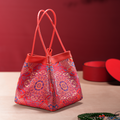 sinodreams arc classic empress inferno brokat-handtasche mit blau gold violett ornamenten und rotem leder in arc-form